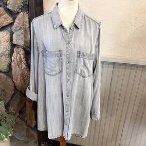 Into.💖Gray Snap Button-Up Shirt